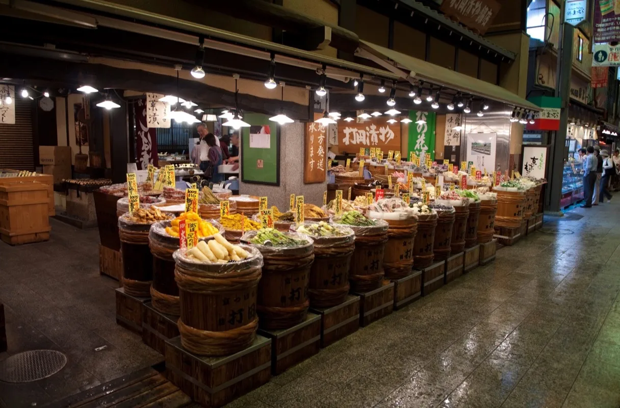 A busy food market